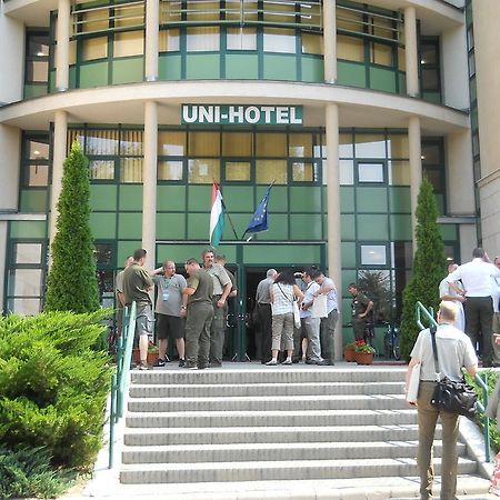 Uni-Hotel Diakotthon Miskolc Exterior photo